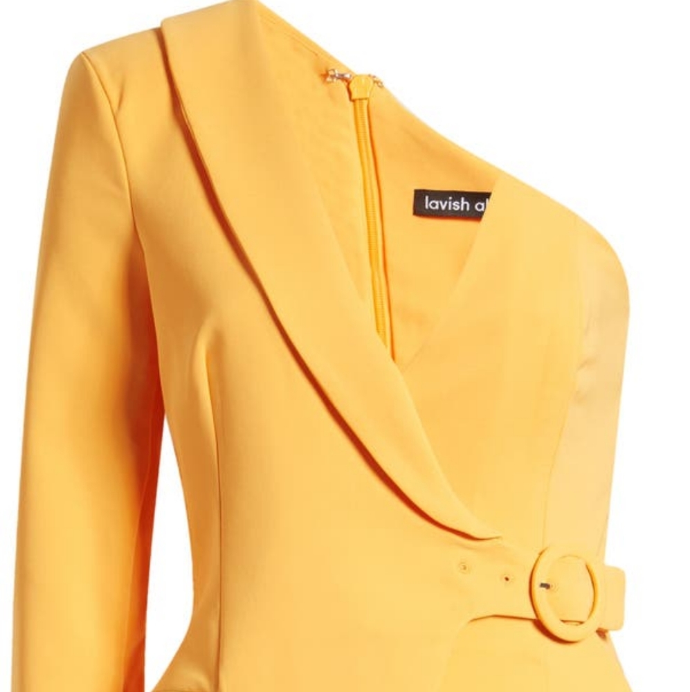 Orange Romper/Playsuit/Tuxedo playsuit Lavish Alice Size 8 US